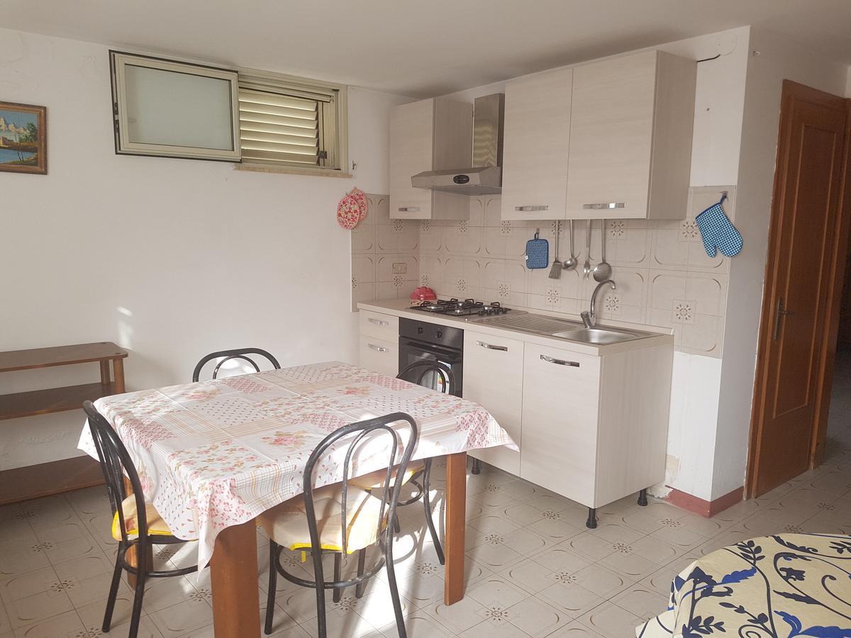 Ws Economy Rooms & Apartment Gallipoli Exterior photo